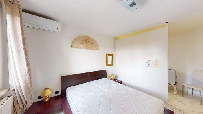 TR-074-9-Proprieta-su-2-livelli-a-Monzambano-11282