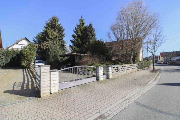 Hausansicht Straßenseite