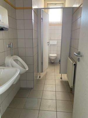 WC im Bürobereich