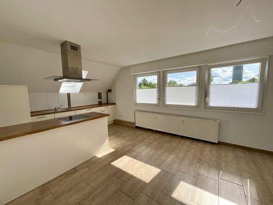 Küche mit Essbereich