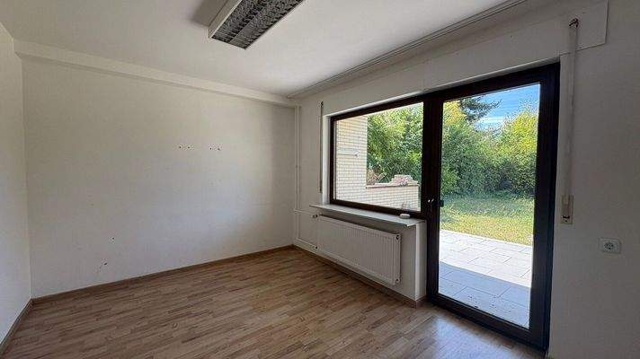 Zimmer Untergeschoss