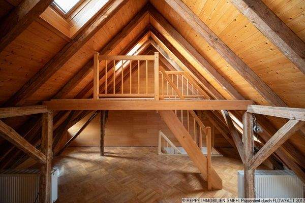 Dachgeschoss mit Podest