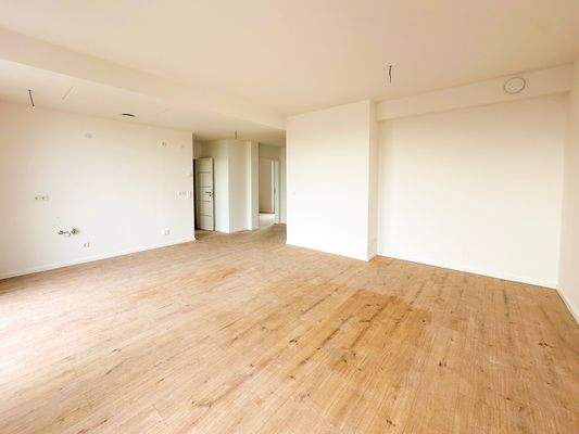 Lichtdurchfluteter Wohnbereich