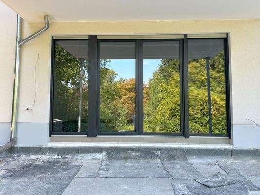 gr. Terrassenfenster WE 3