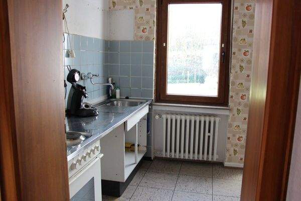 Küche mit Zugang Terrasse und Garten