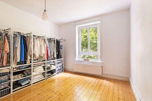 Gut nutzbares Zimmer