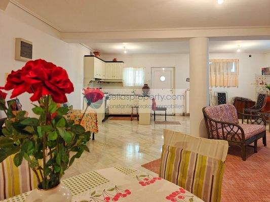 5cf6b59a196948e8a7dd24f4130f7b53-original