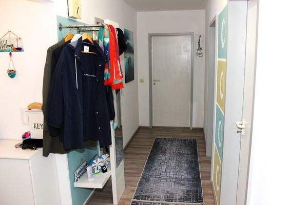 320 Wohnung Flur St. Rochussstr. 6 Kaster .JPG