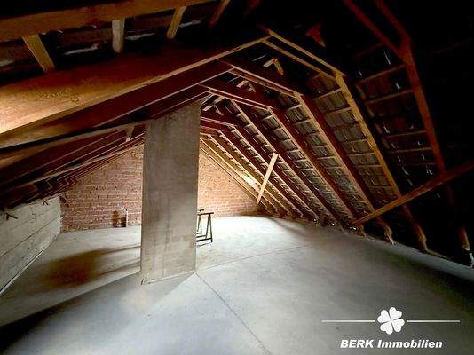 ausbaufähiges Dachgeschoss