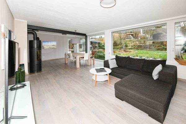 Wohn-/Esszimmer Wohnung1