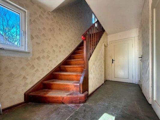 Flur / Treppenaufgang