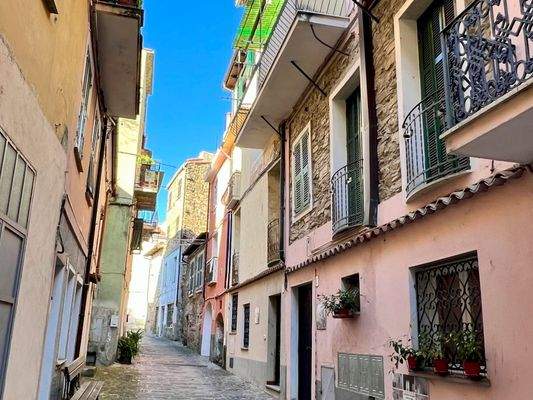 PE 804_16 TERRA ITALIA IMMOBILIEN_LIGURIEN_PERINAL