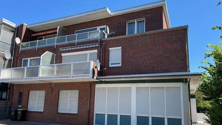 Auf dem Balkon können Sie die Sonne genießen