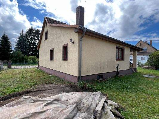 Giebelansicht : Blick zur Straße.jpg