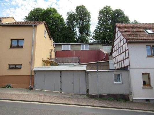 zusätzl. Grundstück mit Garage