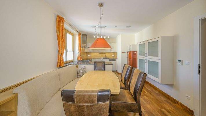 KITZIMMO-Hochwertige Wohnung in zentraler Ruhelage kaufen - Immobilien Kitzbühel.