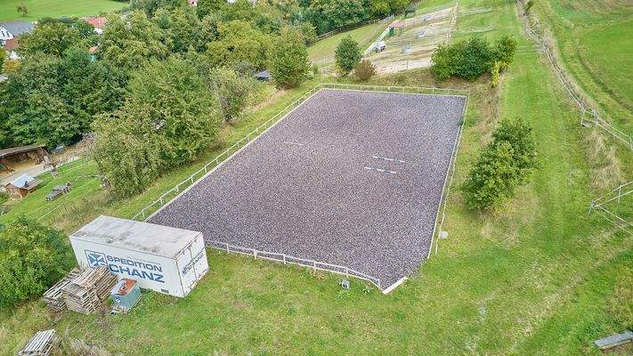 06 Reitplatz 20 x 40 Meter.jpg