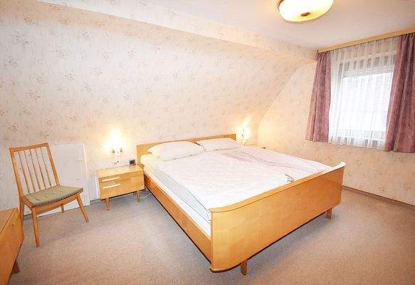 Elternschlafzimmer für ungestörten Rückzug