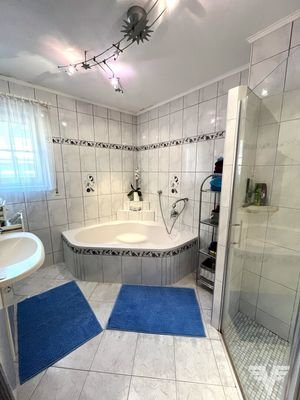 Badezimmer - Erdgeschoss