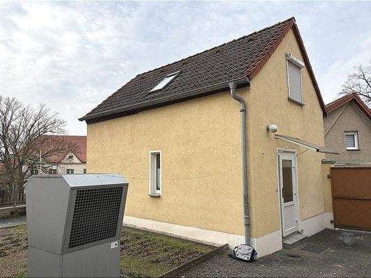 Hofansicht Nebengebäude mit Gästewohnung