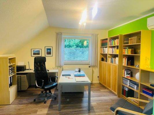 Teilbares Arbeitszimmer
