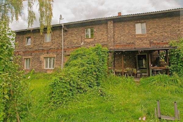 8 Wohnhaus Haus 5 Rückseite (Flussseite)