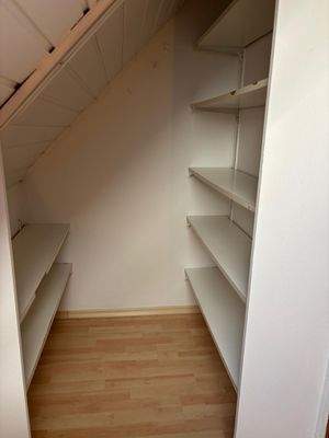 Abstellraum Küche.jpeg