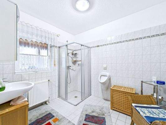 Badezimmer Erdgeschoss