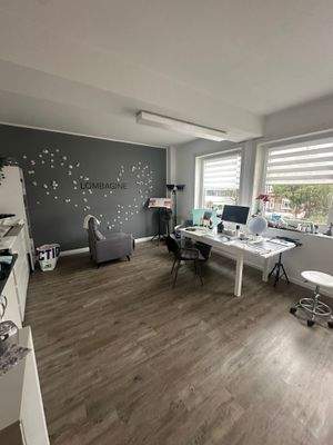 Behandlungsraum / Büro 2