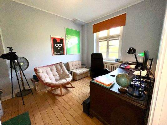 Büro 1. Obergeschoss