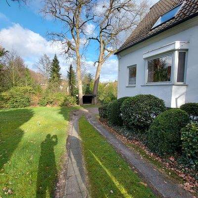 Seiteansicht (Garagenzufahrt).jpg