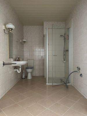 Duschbad im EG