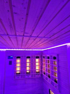 Sauna mit Lichttherapie 