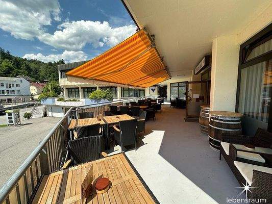 Terrasse-Parkplatz02