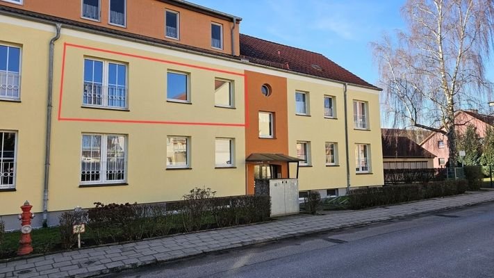 straßenseitige Ansicht