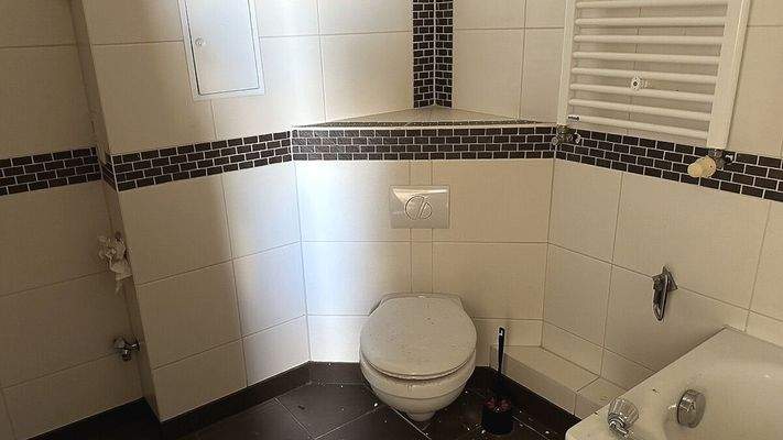 saniertes Bad 11. Etage