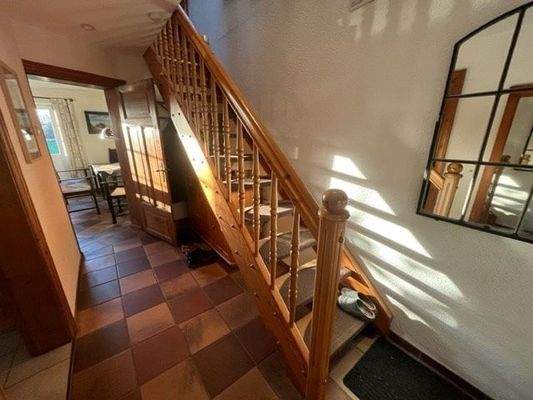 Lichtdurchflutete Zugangsebene