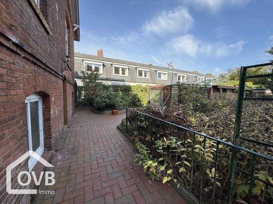 Garten / Hintereingang