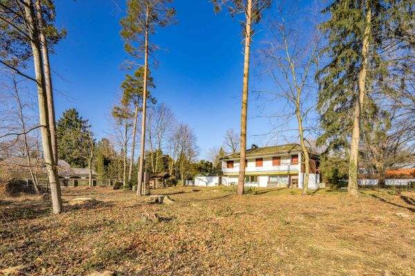 Parkähnliches Grundstück