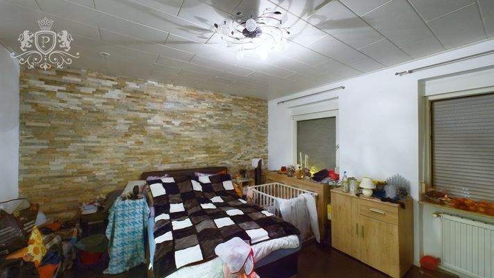 CAM01984G0-PR0429-STILL006