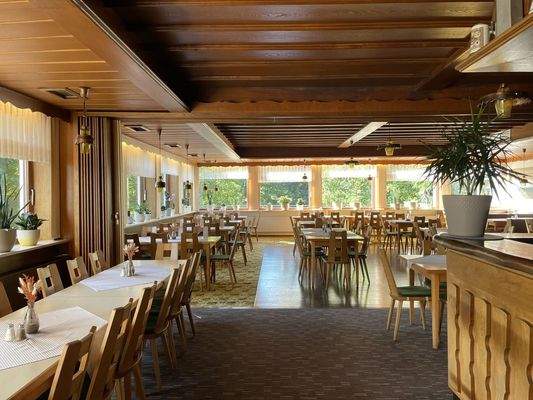 Gastzimmer für 180 Personen