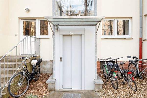 Aufzug Innenhof - barrierefrei