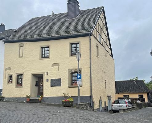 294-06.jpg