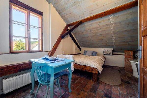 1746786325_y4BaUD5RfQ