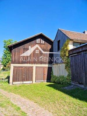 Nebengelass - Doppelgarage