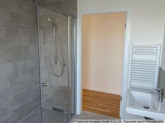 Gäste WC mit Dusche_2