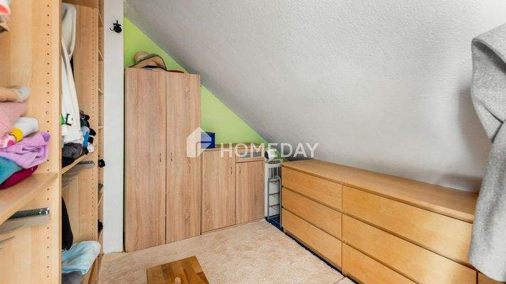 3. OG Ankleidezimmer 2