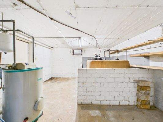 Heiz- &amp; Tankraum KG