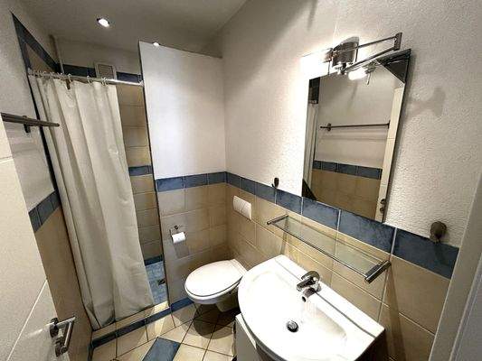 Kinder-/Gäste-Bad im Dachgeschoss