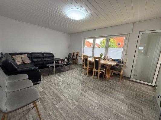 Wohn-/Esszimmer - 1. OG